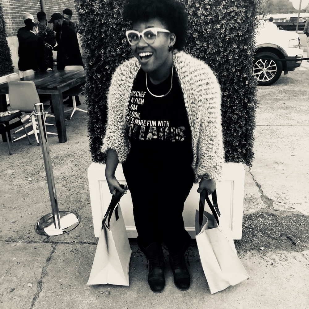 Meet your Posher, Phelius